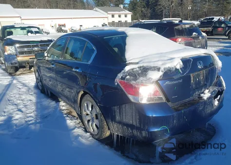 2008 Honda Accord 3.5 Ex z USA, uszkodzony, nr VIN 1HGCP36778A068561